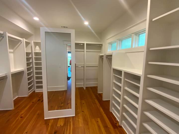 Trim Master Walk In Closet,Chicago Loop 2